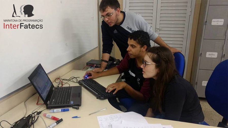 Alunos da Fatec Bragança se classificam para a final da Maratona de Programação InterFatecs